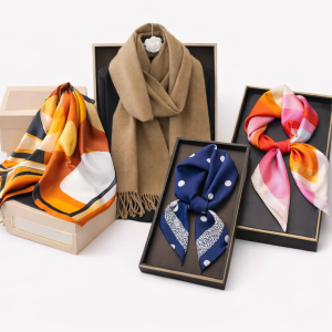 PAÑUELOS Y BUFANDONES